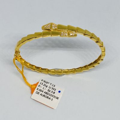 Bangle 916 - CATERPILLAR STONE 1C