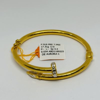 Bangle 916